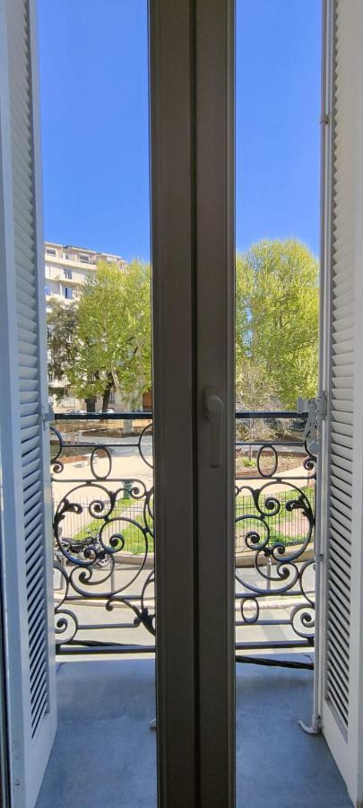 Grand Appartement Centre Ville Marseille Eksteriør billede